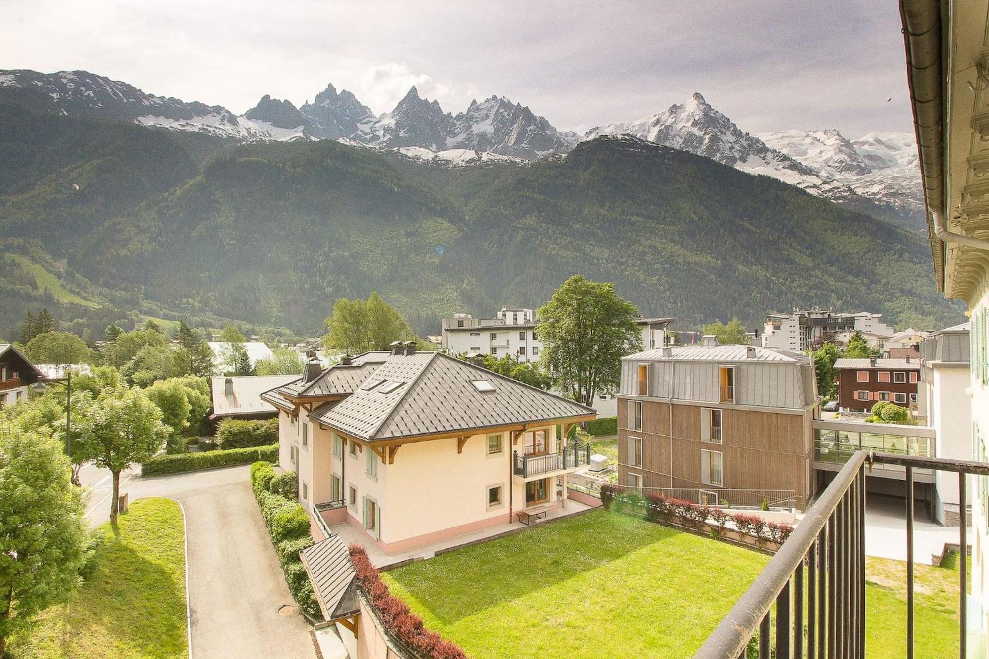 Maison Emile Devouassoud Chamonix Bagian luar foto