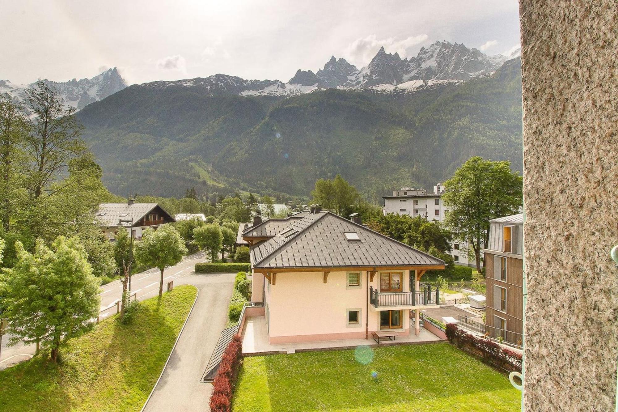 Maison Emile Devouassoud Chamonix Bagian luar foto